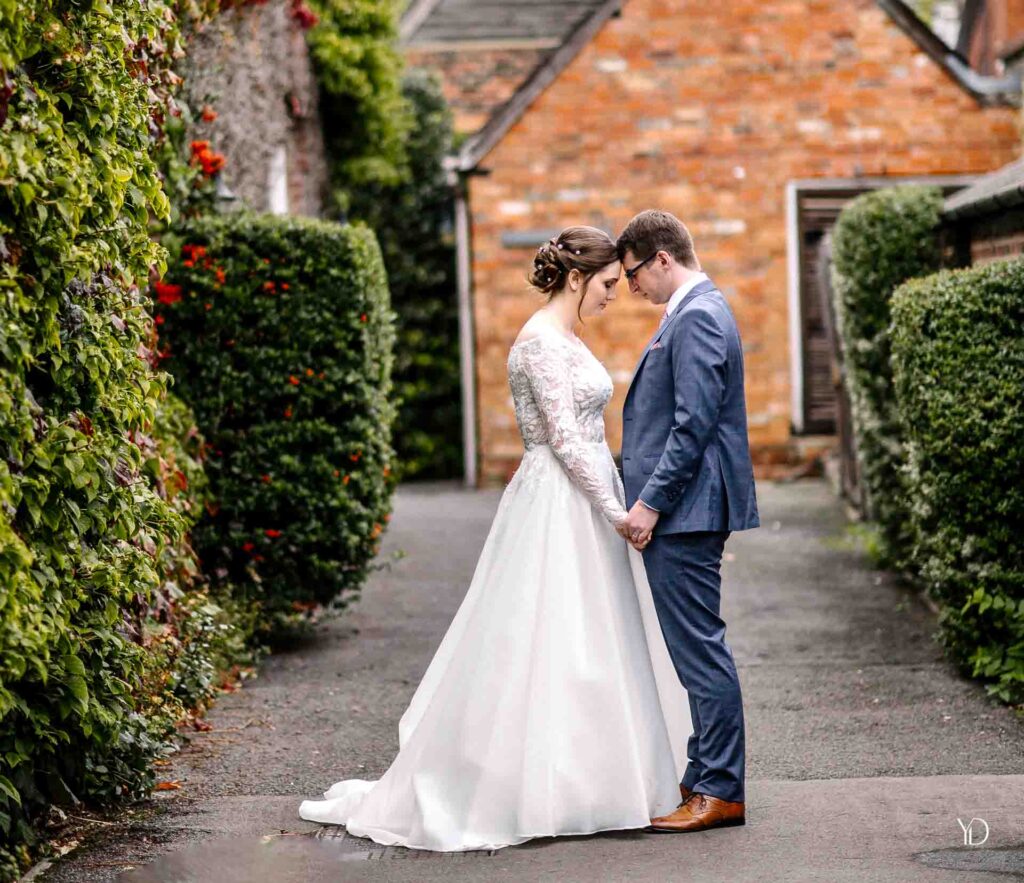 Spread eagle Thame wedding photographer